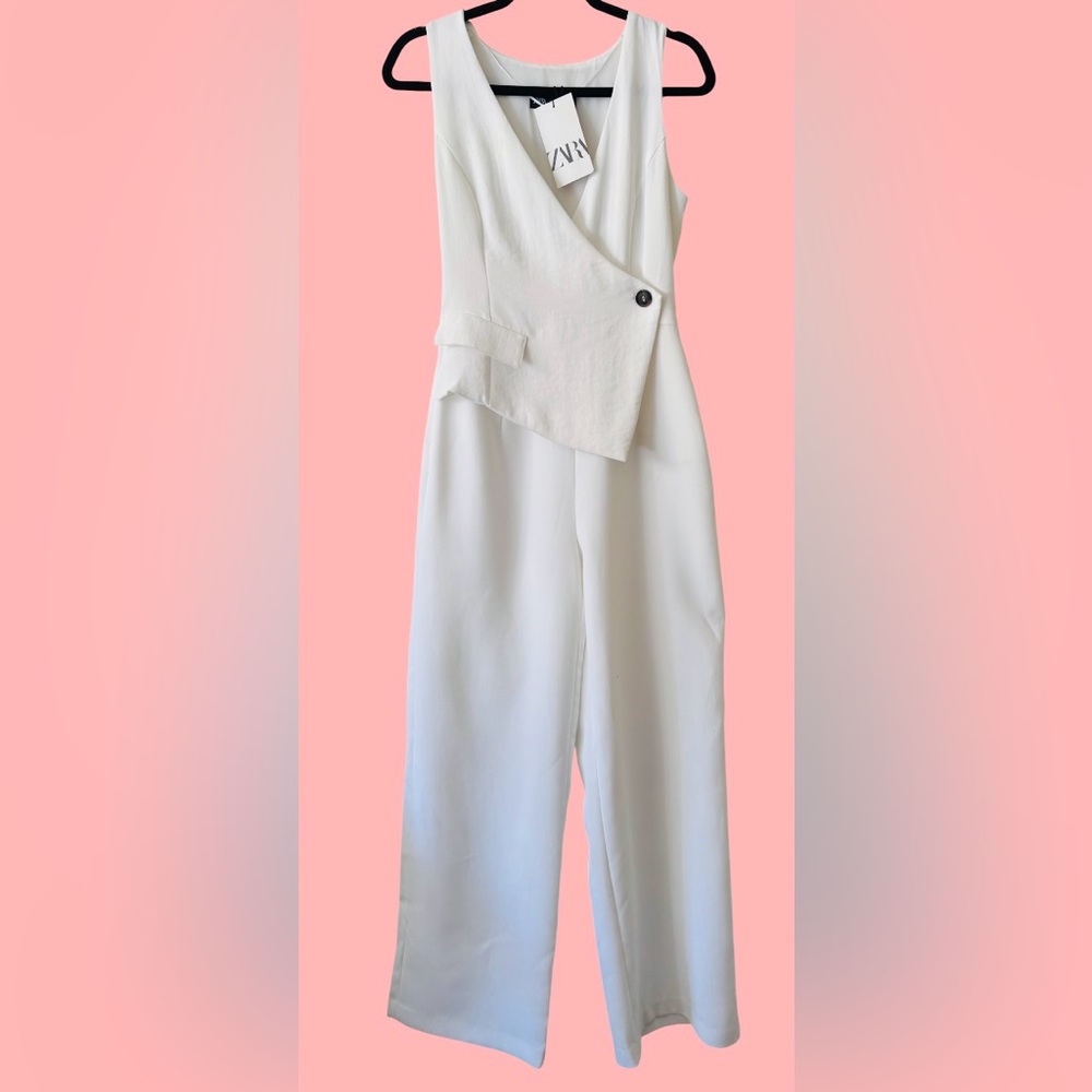 Zara White Sleeveless Women’s Jumpsuit, Size Small. NWT